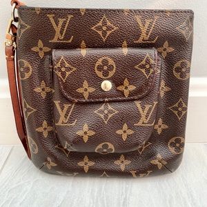Louis Vuitton small clutch with strap